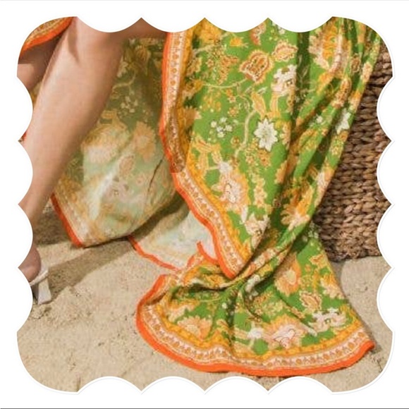 Off Shoulder Bohemian Tropical Print Maxi Dress - Picture 6 of 7